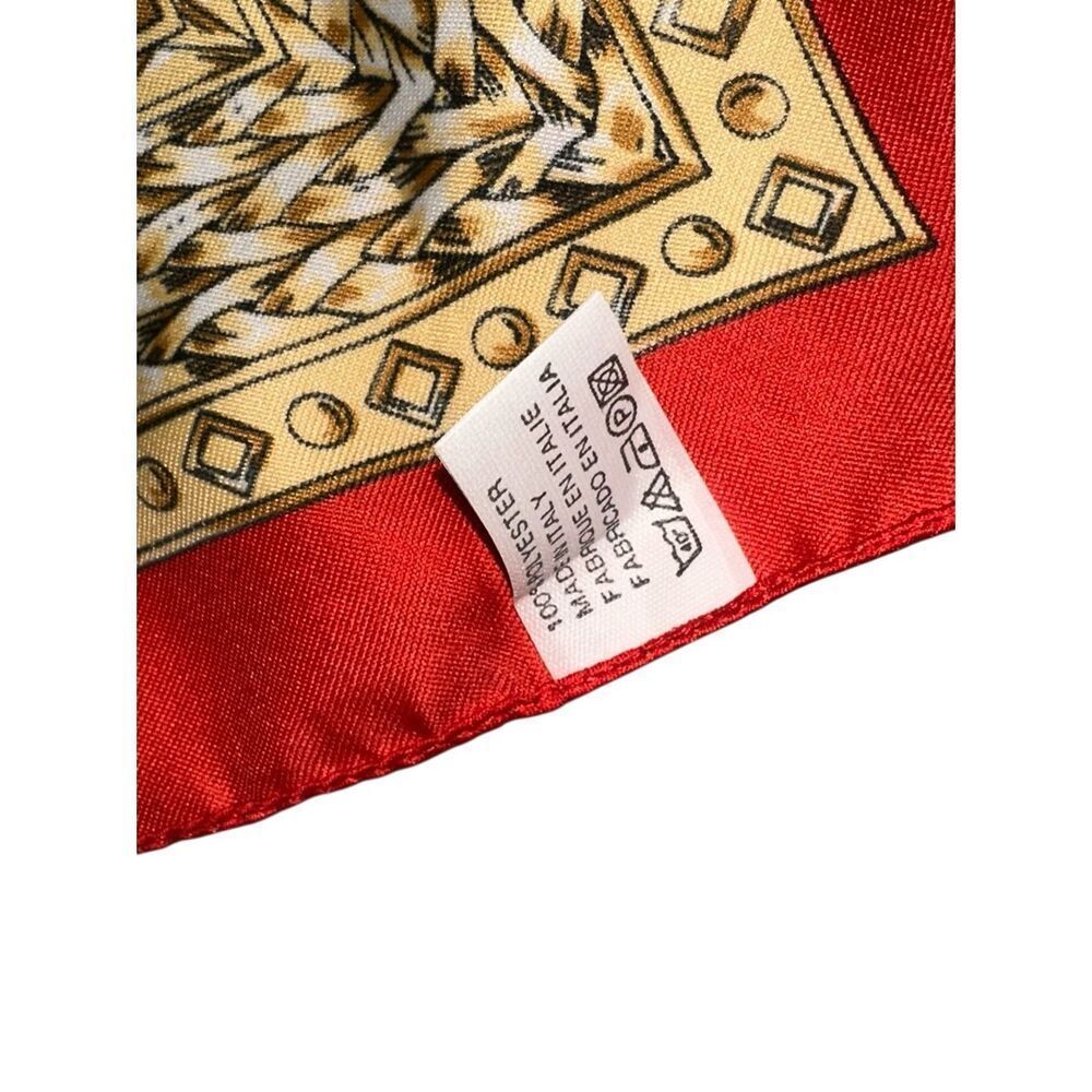 Gorgeous large Vintage Italian butterfly Print Silky Scarf Neutral multicolor S - Picture 4 of 5